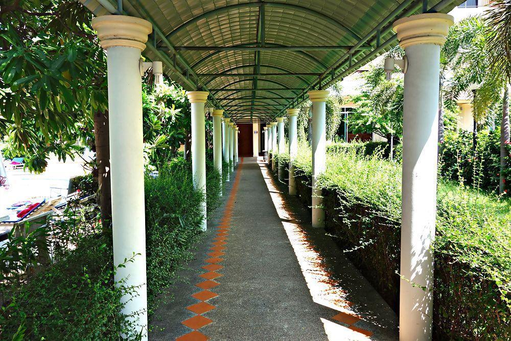 Lek Villa Pattaya Eksteriør bilde